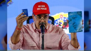 Maduro convoca a Congreso Bolivariano del Poder Constituyente originario para enero