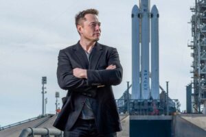 Elon Musk, primera persona en alcanzar un patrimonio de $600.000 millones