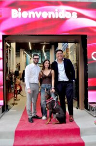 Vidapest inaugura gigantesca tienda para mascotas en Los Palos Grandes