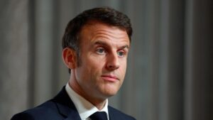 Popularidad de Macron alcanza su mínimo desde que asumió el cargo