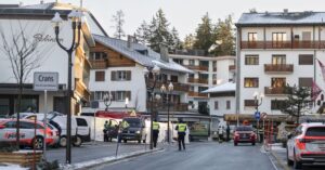 Tragedia en Suiza: Unos 40 muertos deja una explosión durante la celebración de Año Nuevo
