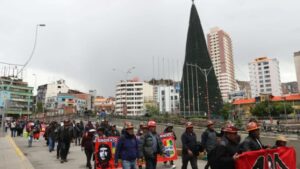 Central Obrera de Bolivia convoca nueva movilización nacional contra el «Gasolinazo»